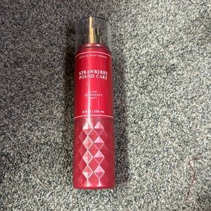 bbw strawberry pound cake